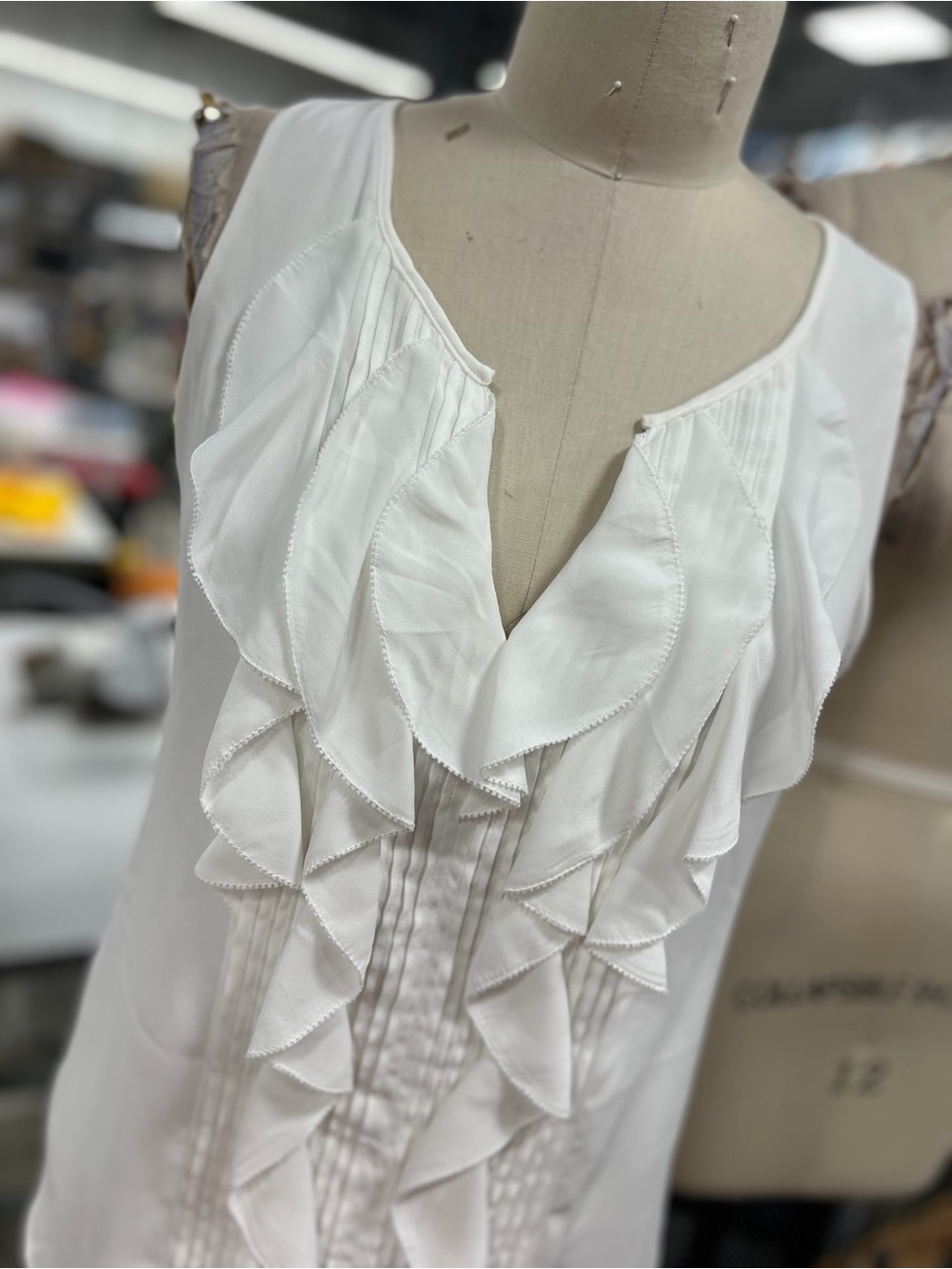 WHBM Ruffle Blouse S - Picture 2 of 10